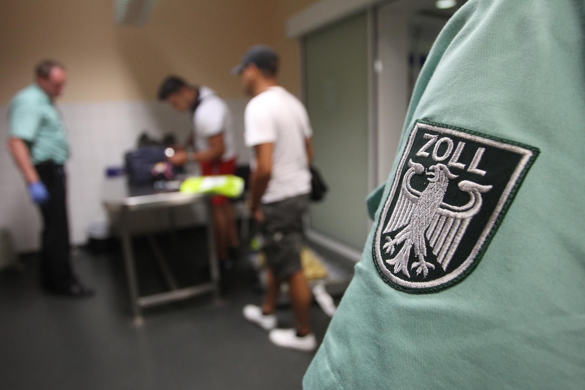 Zoll_Flughafen_Symbol