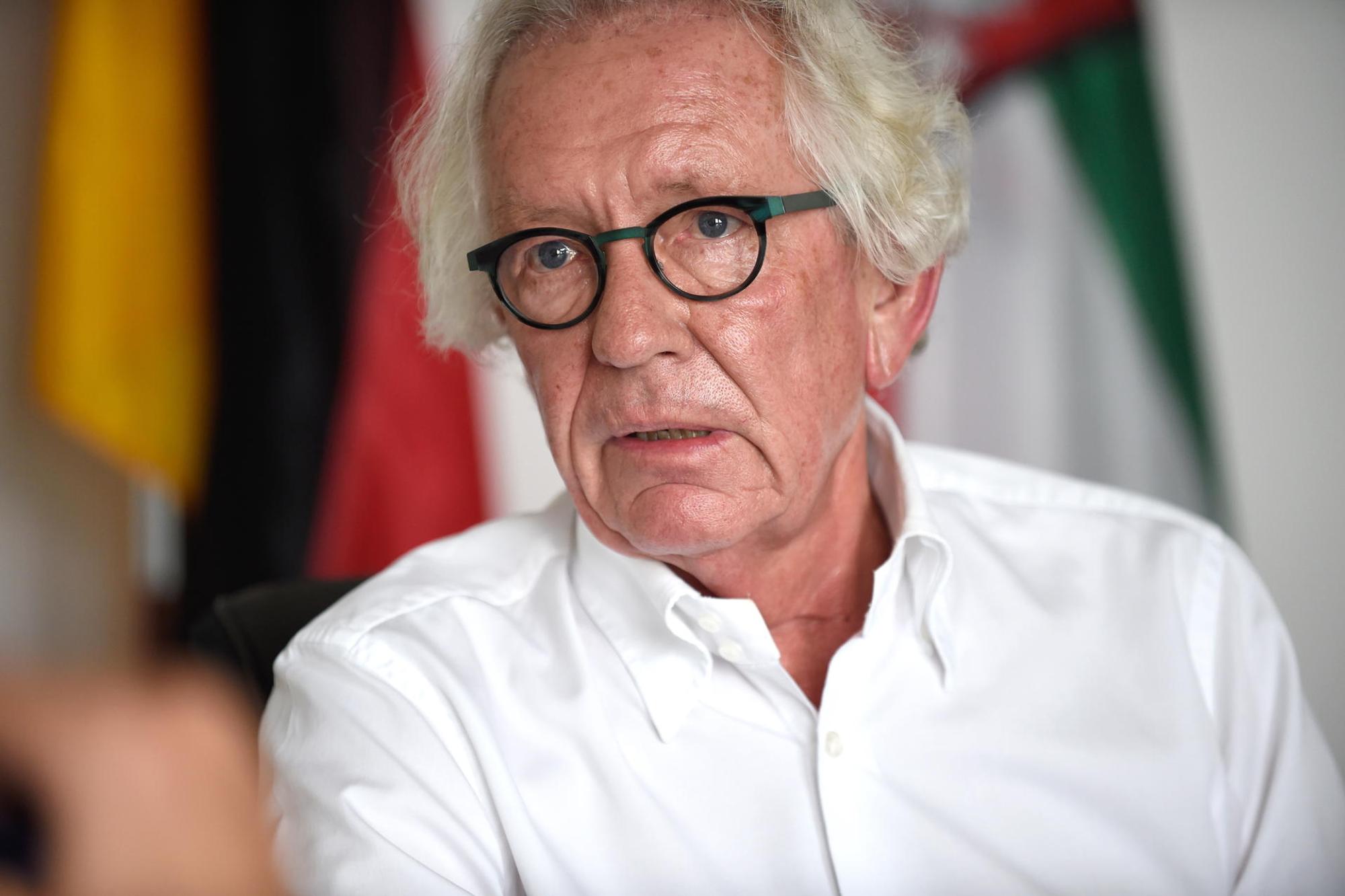 Stephan Holthoff-Pförtner 1