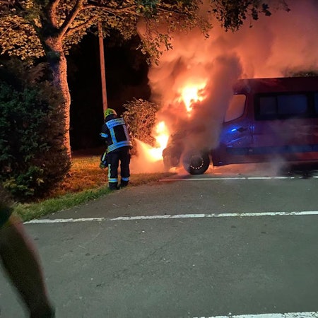 ce0df354-a42e-4102-b1fc-fbd600567b70