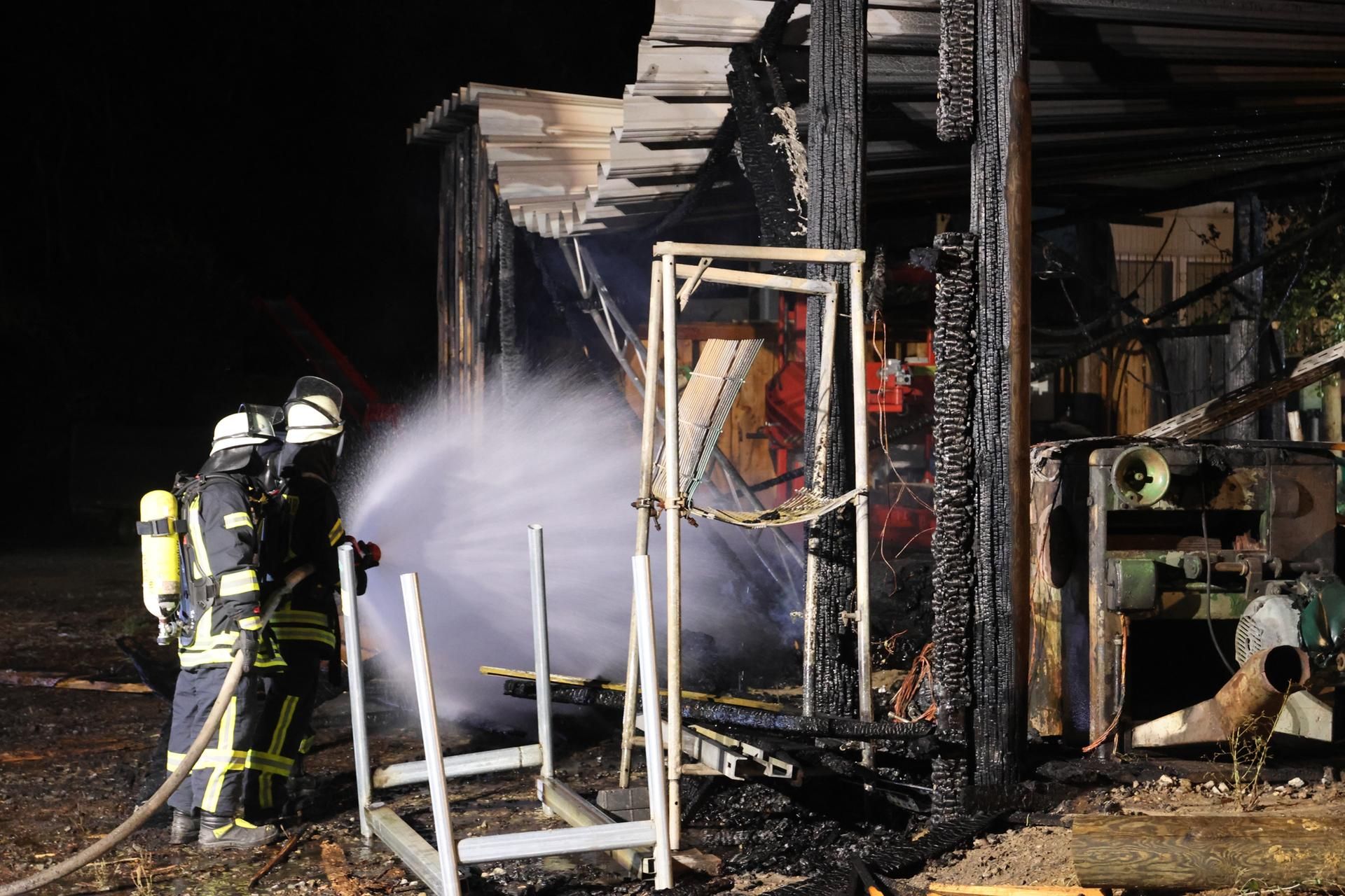 OB Feuer in Sägewerk