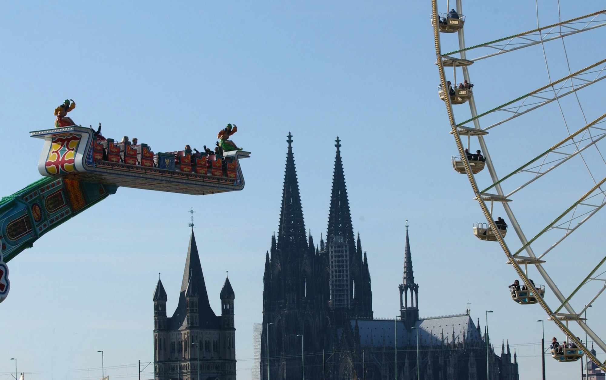 Osterkirmes_in_Koeln_18411498