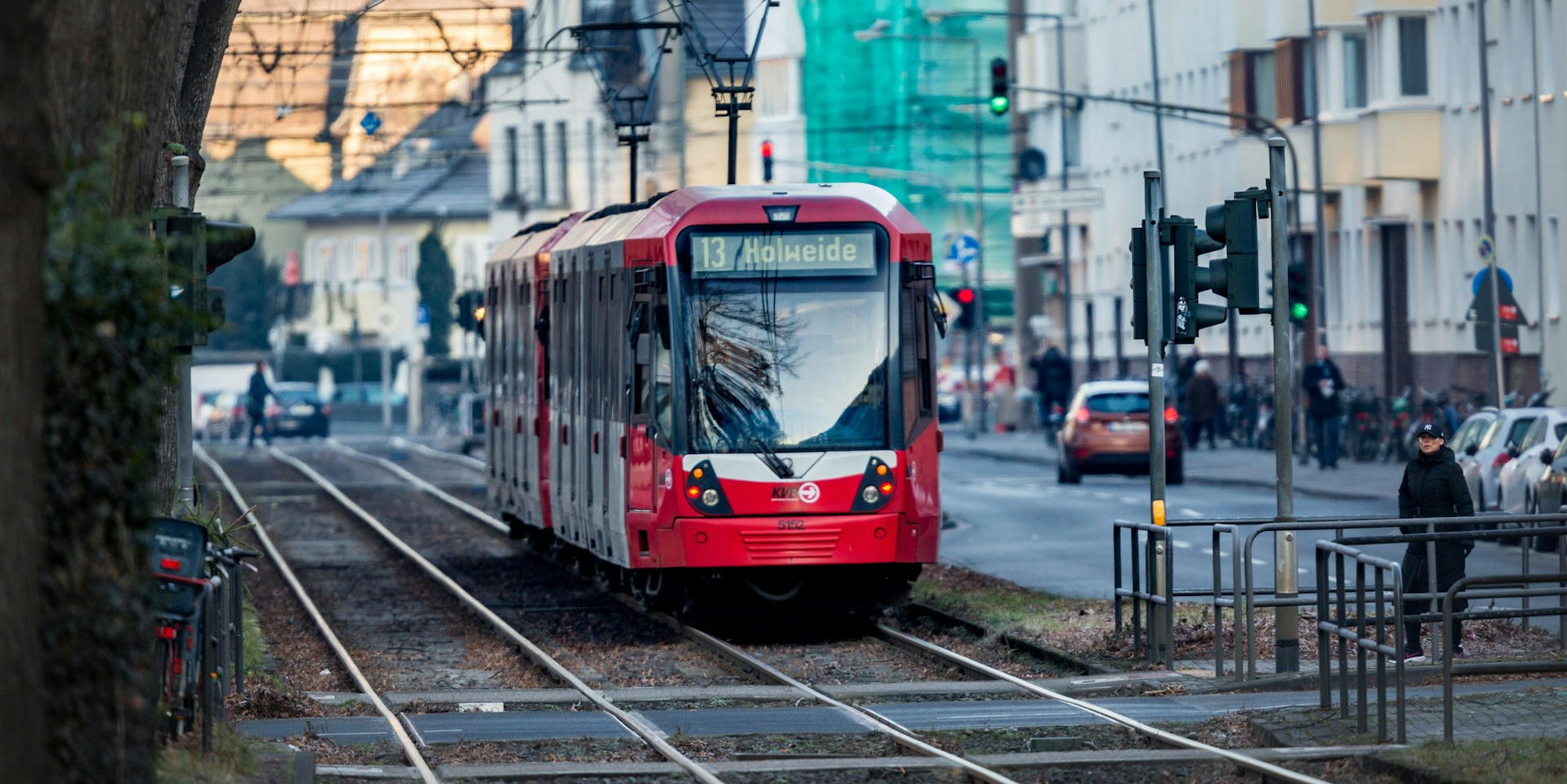 KVB-Bahn Symbolbild Linie 13