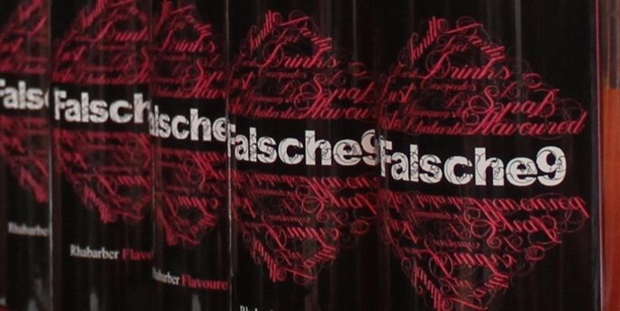 Falsche 9