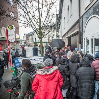 LEV-Wollny-Schlange-gepixelt