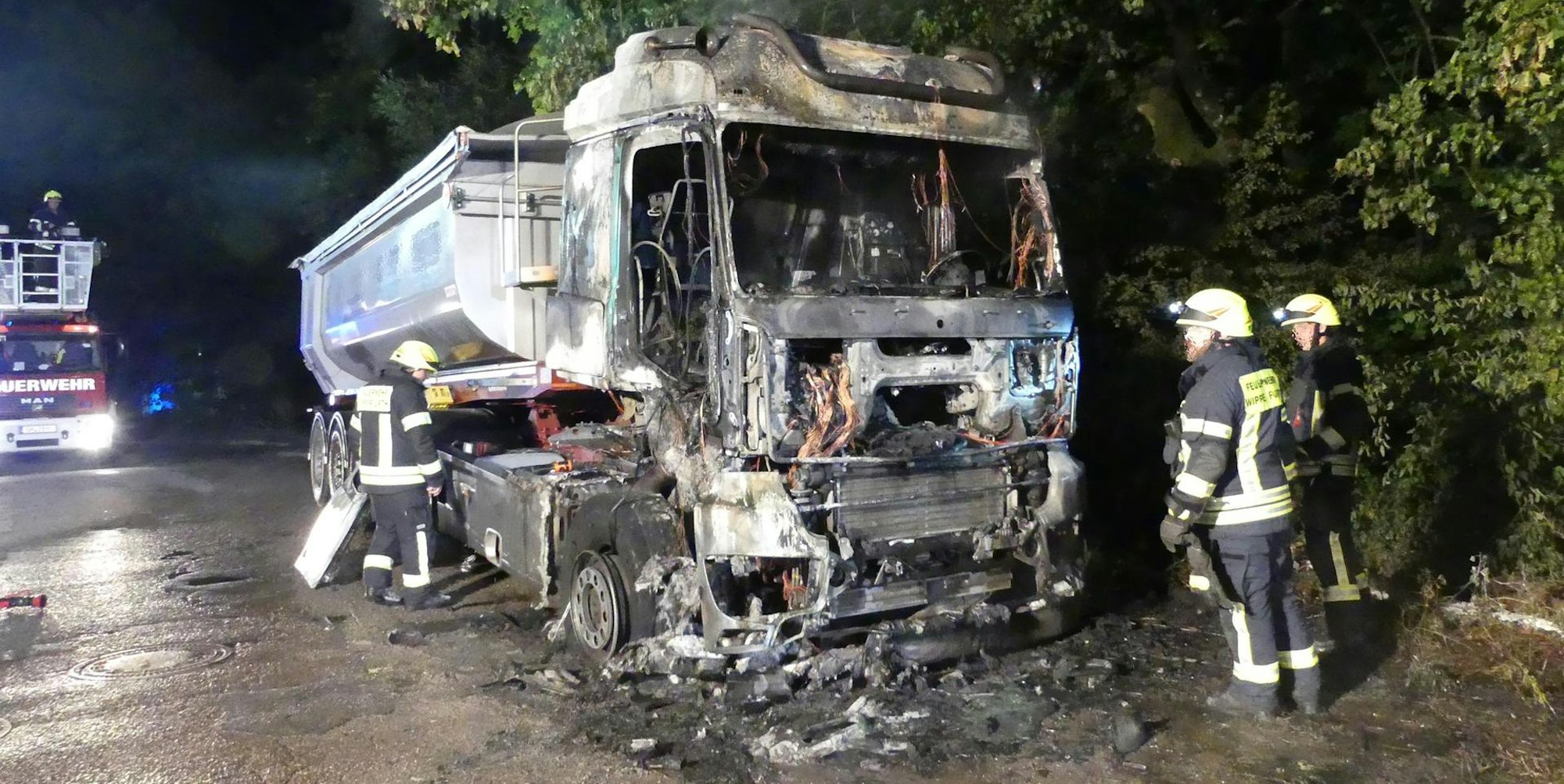 LKWBrandWipperfürth