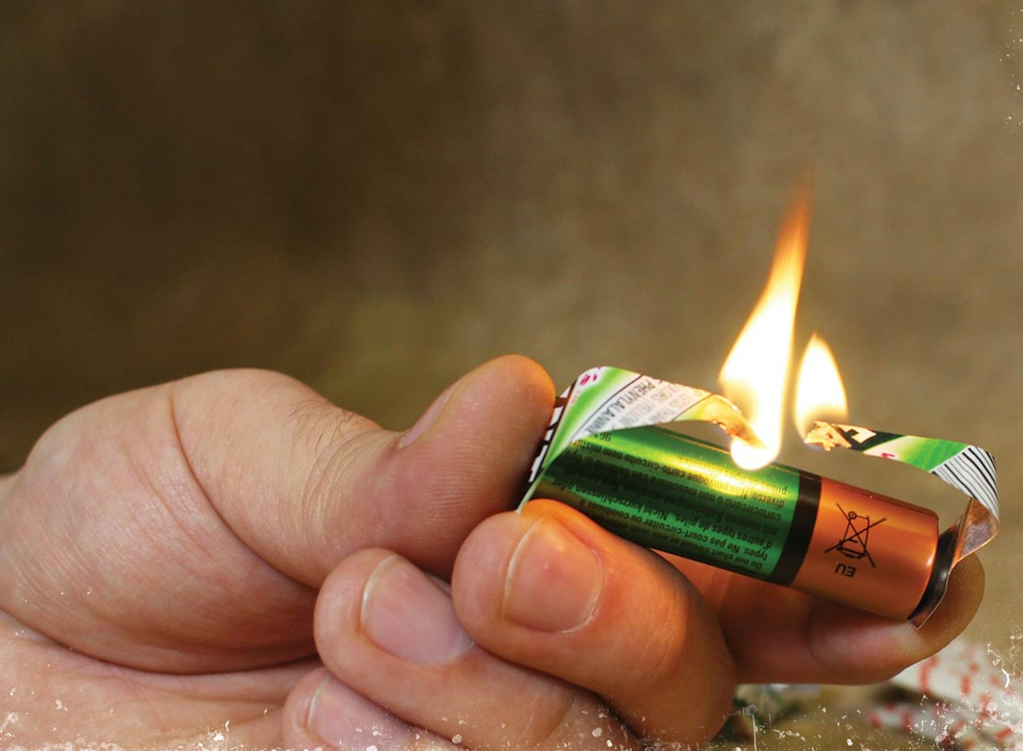 survival-hacks-kaugummipapier