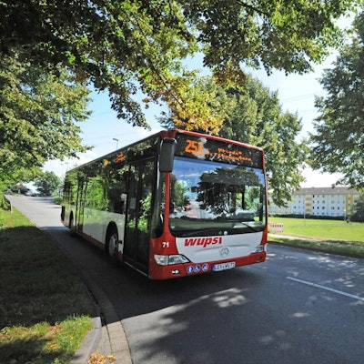 Le-buslinie-253