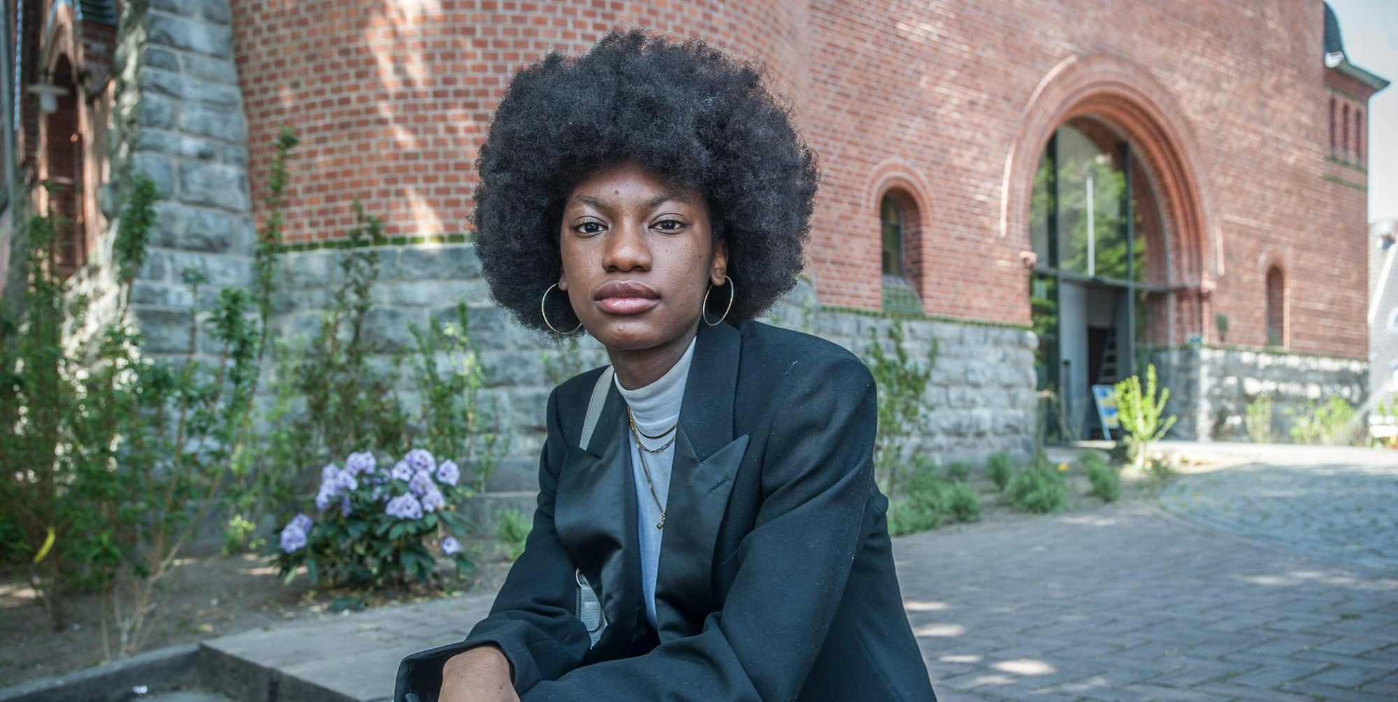 Grace Epolo Model Leverkusen