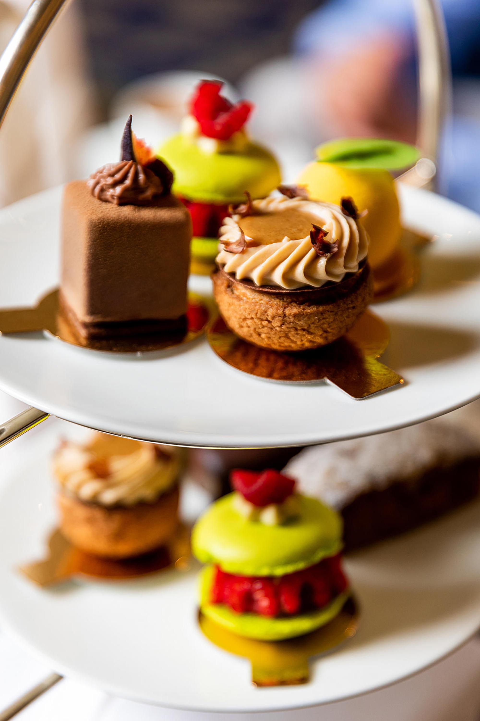 Tea Time_ Excelsior Hotel Ernst3