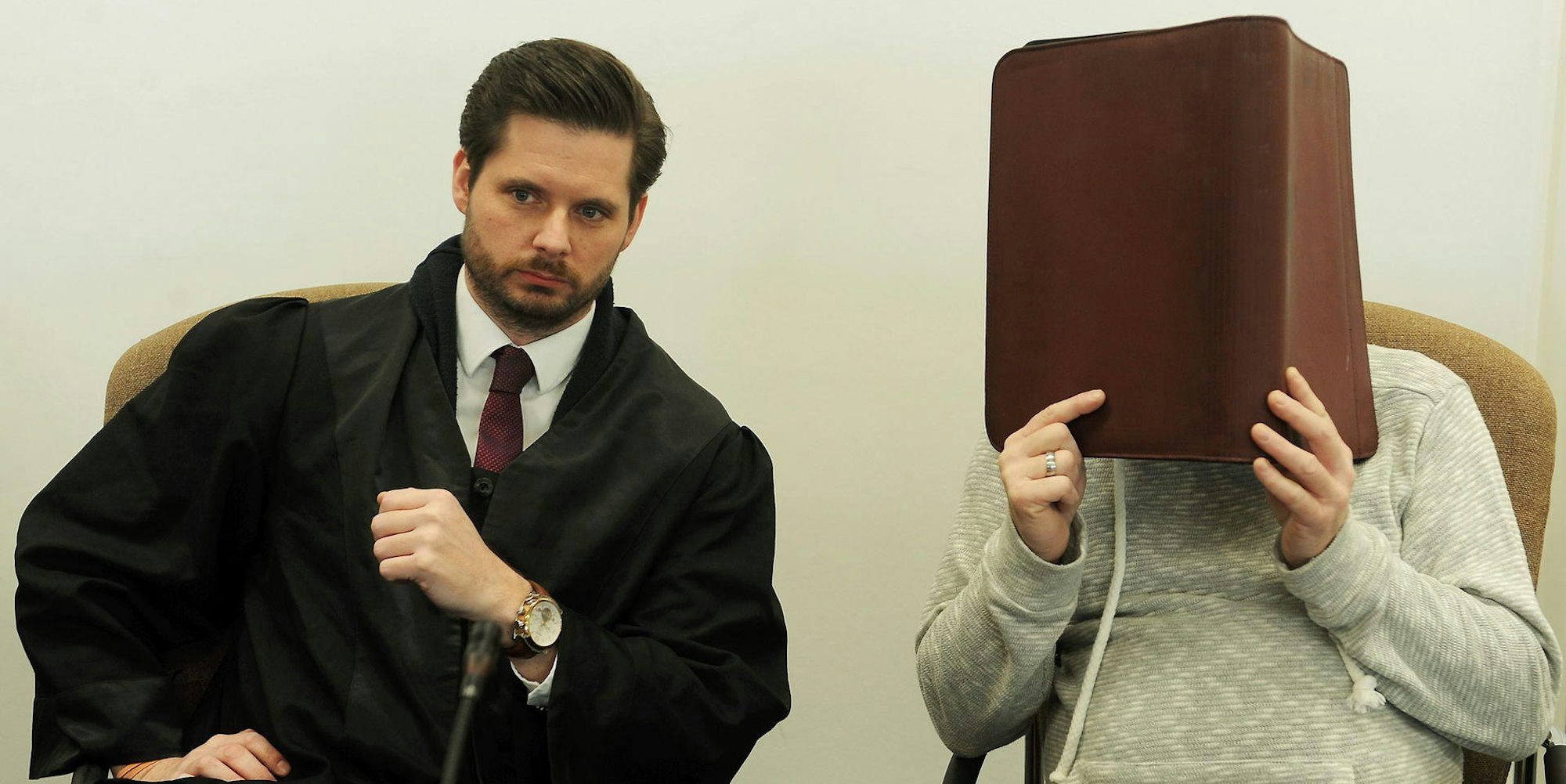 060219Ebay-Moerder04