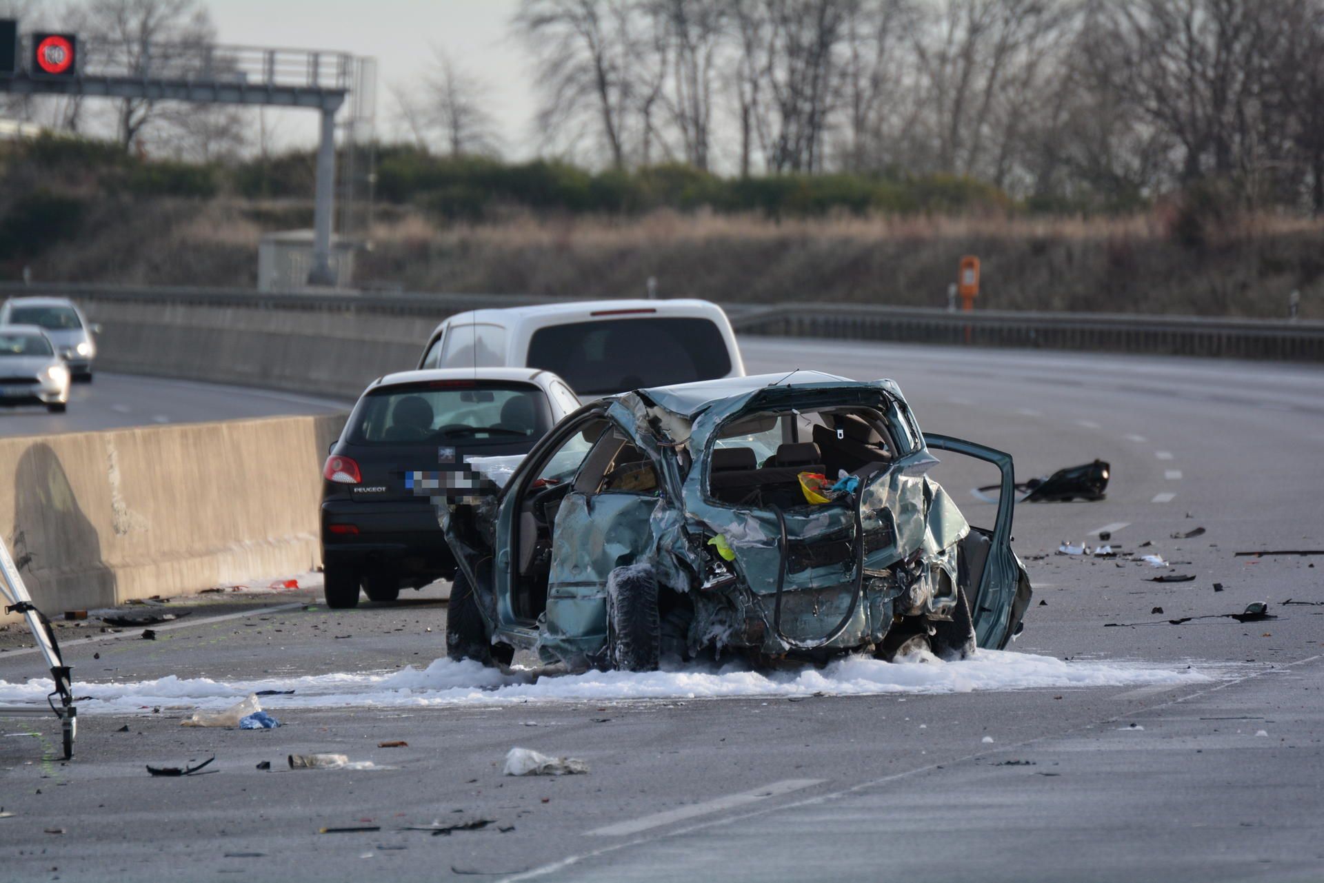 Unfall A4 Tag 271218