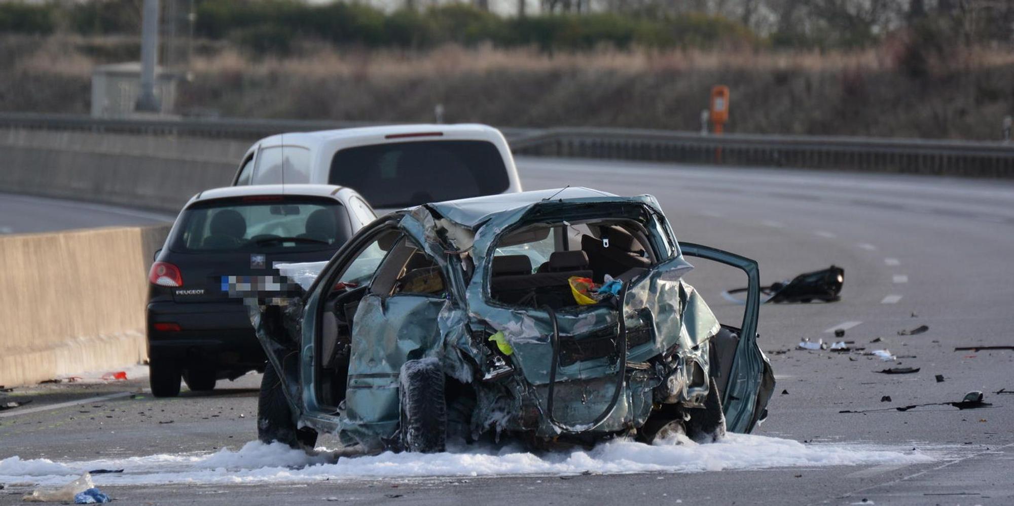 Unfall A4 Tag 271218