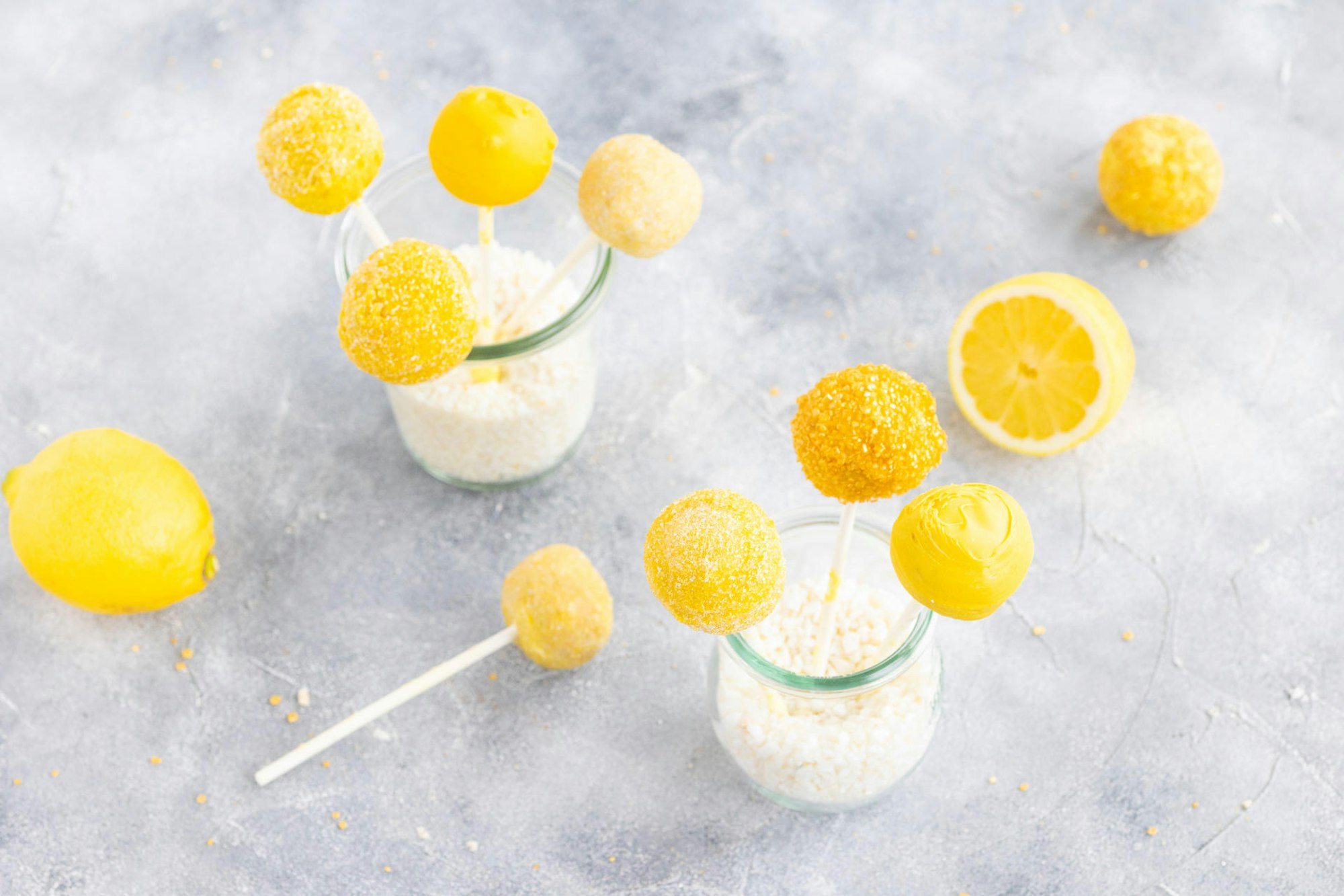cake pops gelb